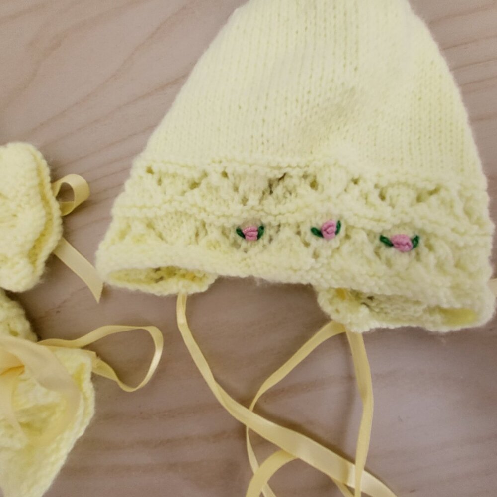 Hand Knit Baby Set - Picture 3 of 6